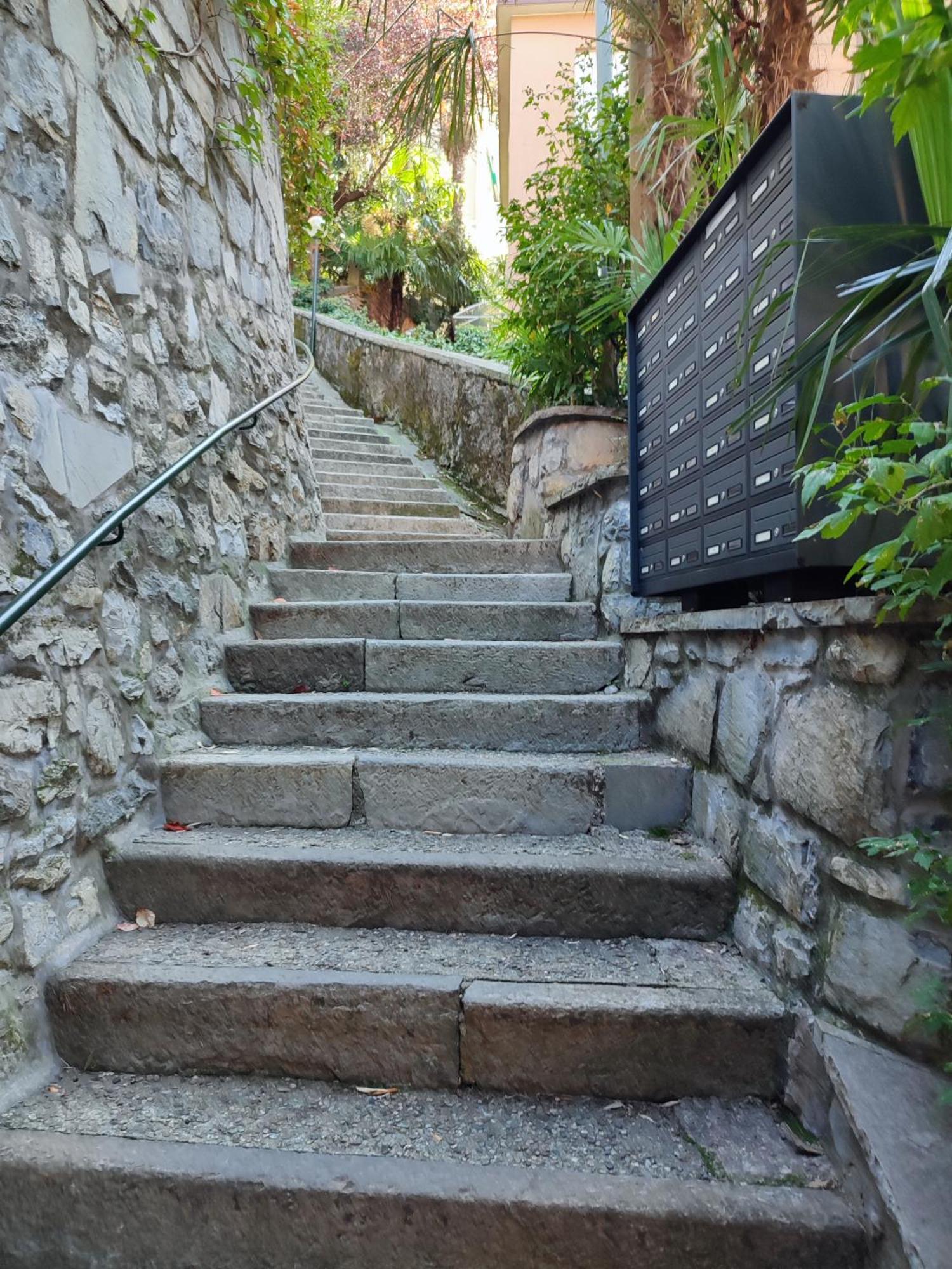 150 Steps To Heaven - By Myhomeincomo Eksteriør bilde